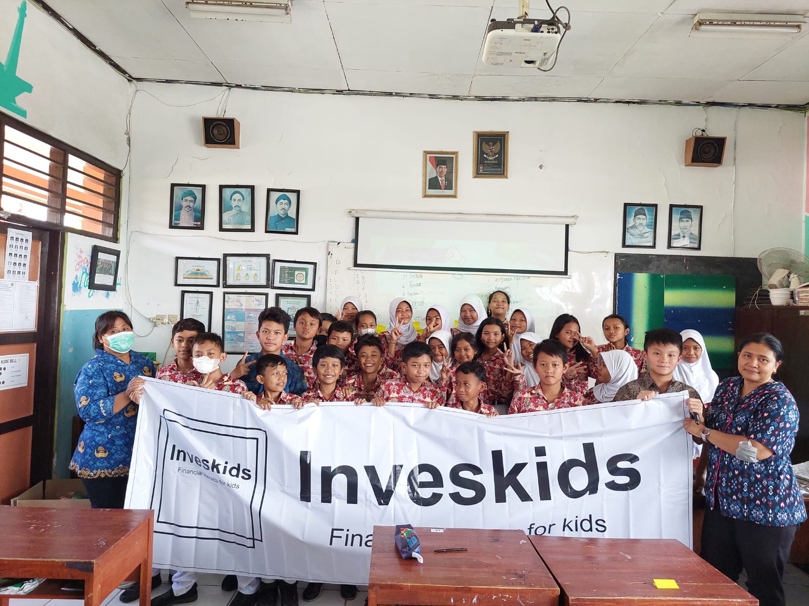 You are currently viewing Financial Literacy Seminar for 4th Grade Students at Sawah Besar Elementary School