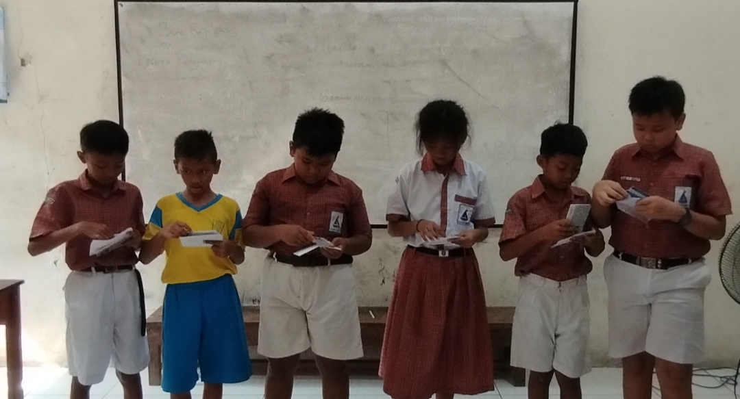 Read more about the article Withdrawing Money from Saving Accounts at Kanisius Kobong Elementary School