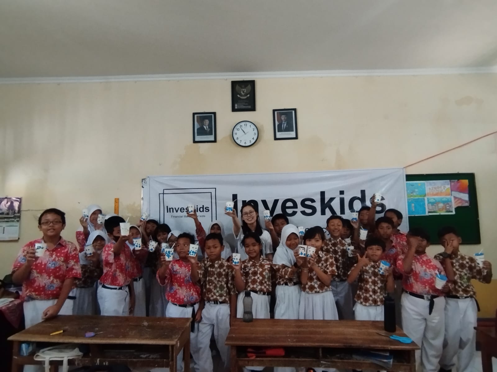 Read more about the article Saving Commitment through Upcycle Used Materials at Jatingaleh 01 Elementary School