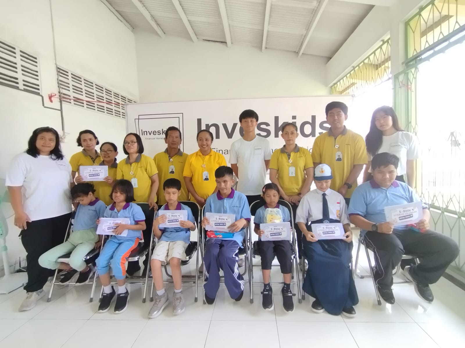 Read more about the article Introduction of Inveskids Program at Dria Adi Special Needs Elementary School