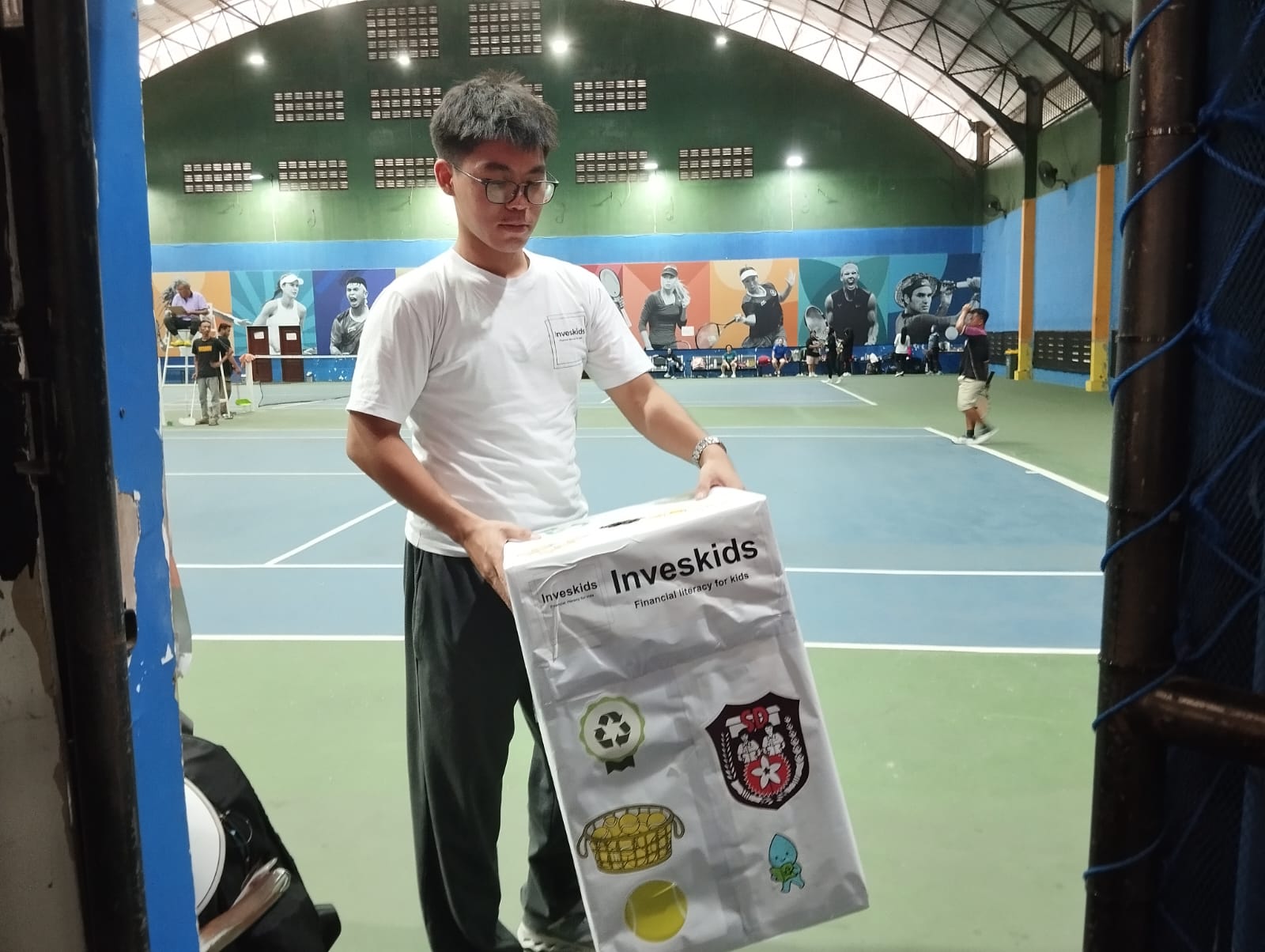 Read more about the article Tennis Ball Collection for Environmental Sustainability and Student Investment Funds